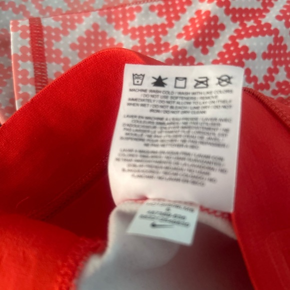 Nike Set - Picture 7 of 11